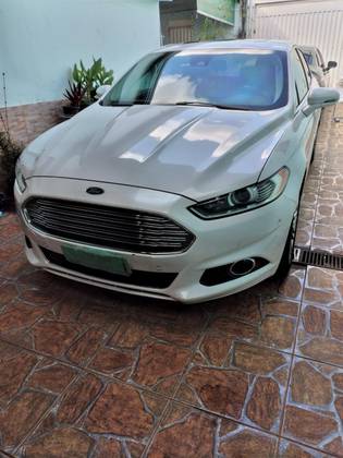 FORD FUSION 2.0 TITANIUM 16V HÍBRIDO 4P AUTOMÁTICO FORD FUSION 2.0 TITANIUM 16V HÍBRIDO 4P AUTOMÁTICO